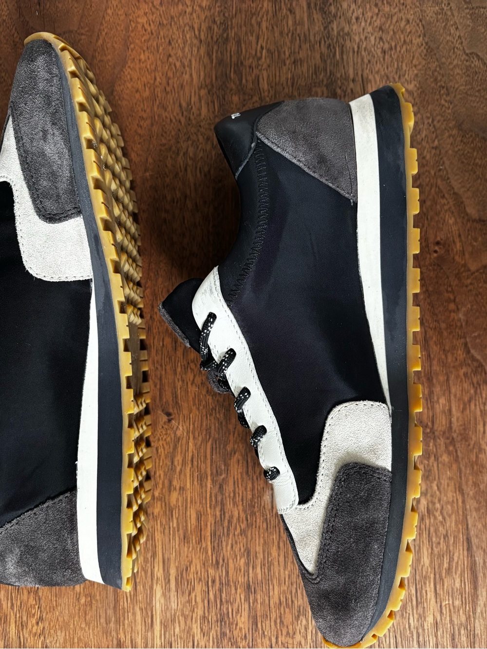 Tory Burch Leigh Trainer Sneakers - Picture 6 of 15